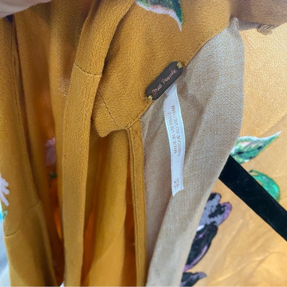 Free People F GEMMA MINI DRESS S Mustard Yellow Floral Tie Open BACK - Picture 5 of 7